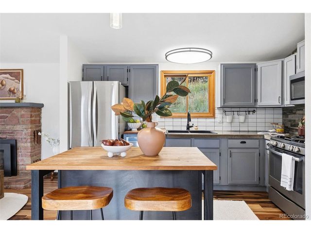 293 Bendemeer Dr, Evergreen, CO 80439