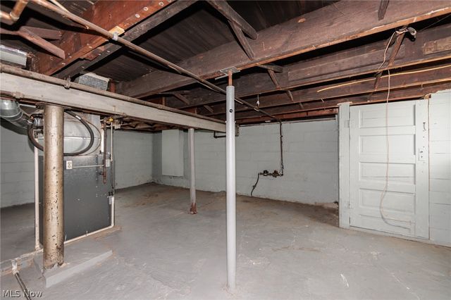 3801 Russell Avenue, Parma, OH 44134