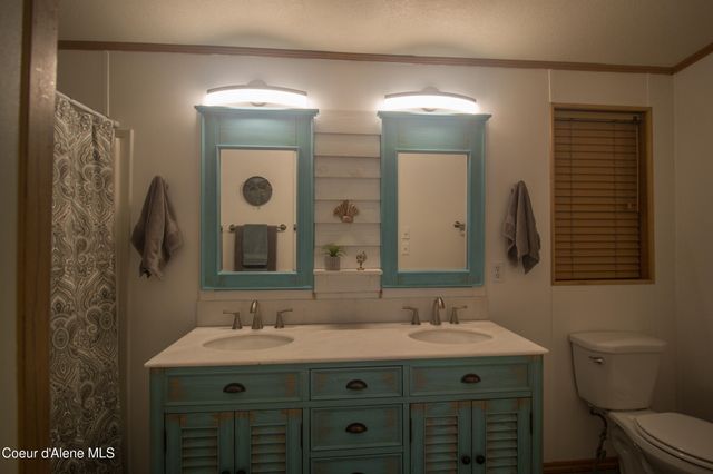 2068 W Oxford CIR, Coeur D'alene, ID 83815