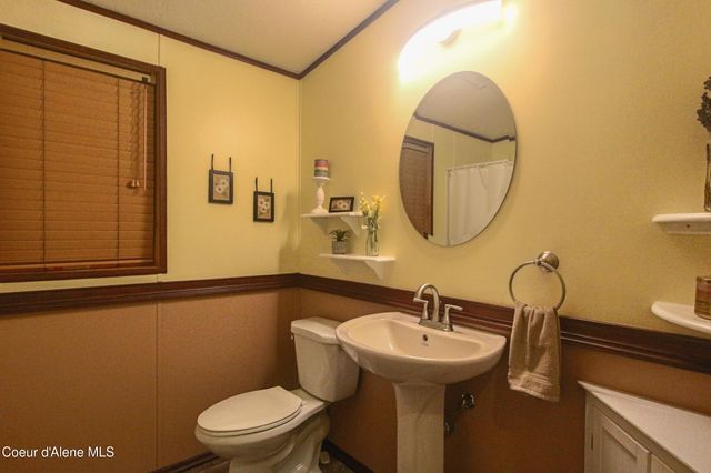 2068 W Oxford CIR, Coeur D'alene, ID 83815