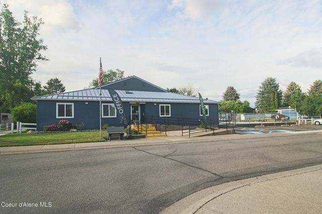 2068 W Oxford CIR, Coeur D'alene, ID 83815