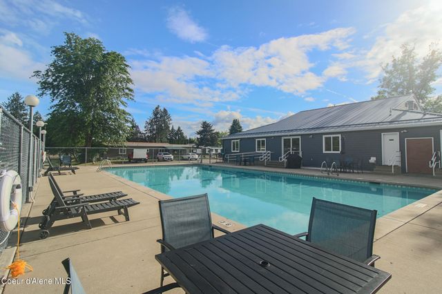 2068 W Oxford CIR, Coeur D'alene, ID 83815