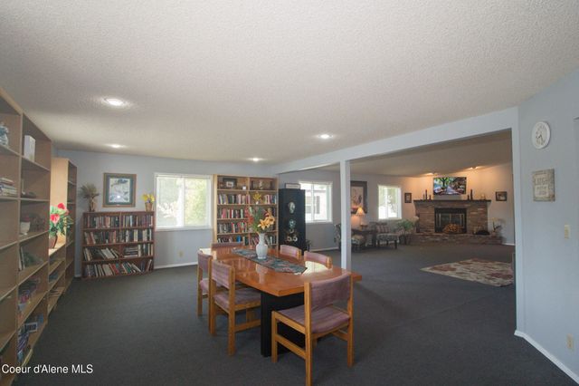 2068 W Oxford CIR, Coeur D'alene, ID 83815