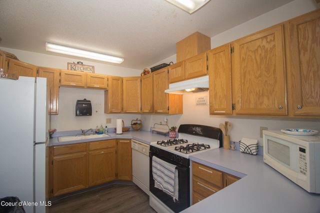2068 W Oxford CIR, Coeur D'alene, ID 83815