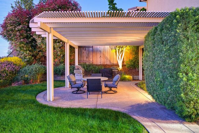 1936 Wesley Dr, Folsom, CA 95630