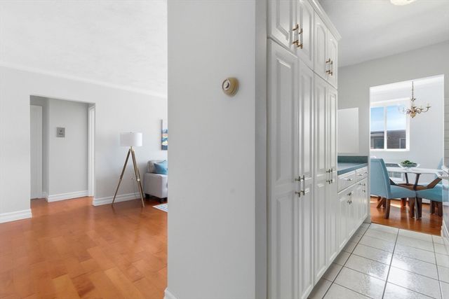 123 Sewall Ave 3A, Brookline, MA 02446