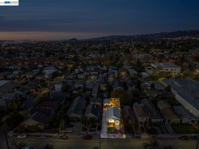 968 968 62nd st, Oakland, CA 94608