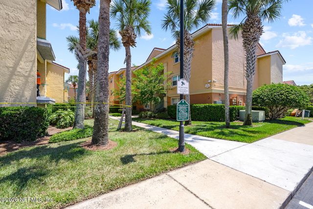 200 LAGUNA VILLAS Boulevard C31, Jacksonville Beach, FL 32250