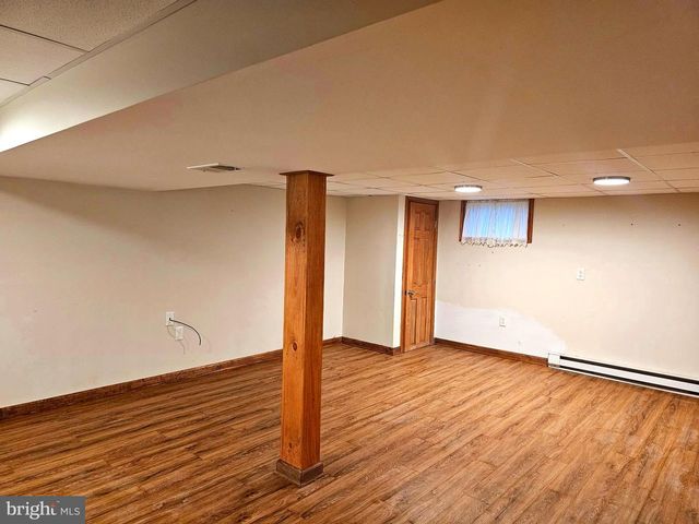 310 BETHEL RD, Paw Paw, WV 25434