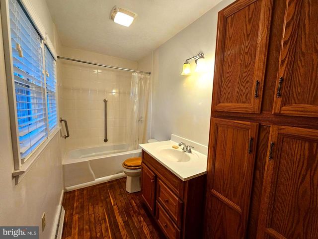 310 BETHEL RD, Paw Paw, WV 25434