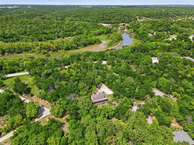 417 PR 1758 Road, Chico, TX 76431