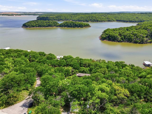 417 PR 1758 Road, Chico, TX 76431