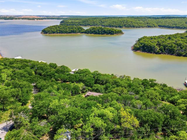 417 PR 1758 Road, Chico, TX 76431