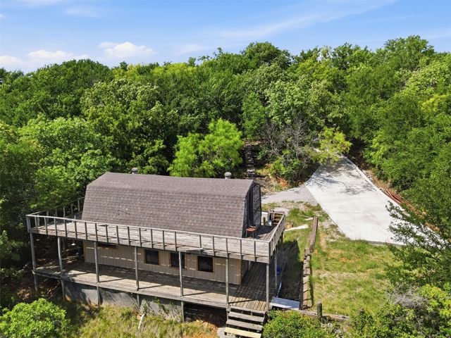 417 PR 1758 Road, Chico, TX 76431