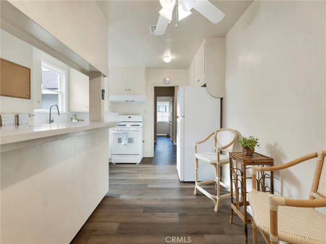 8043 Rhodes, North Hollywood, CA 91605