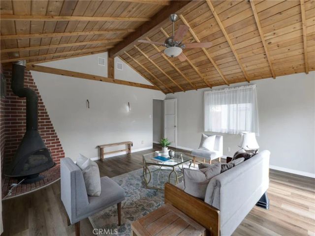 8043 Rhodes, North Hollywood, CA 91605