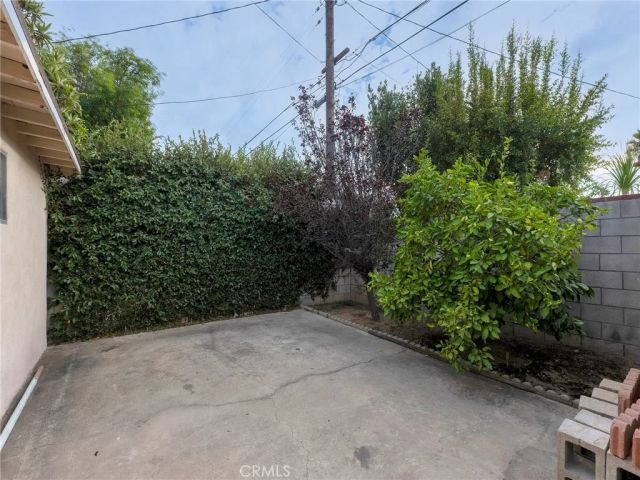 8043 Rhodes, North Hollywood, CA 91605