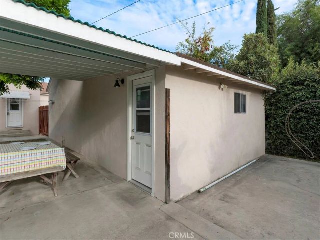 8043 Rhodes, North Hollywood, CA 91605