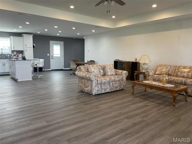 1201 Yosemite, Sikeston, MO 63801