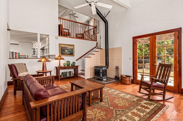 544 S Juniper Street, Escondido, CA 92025