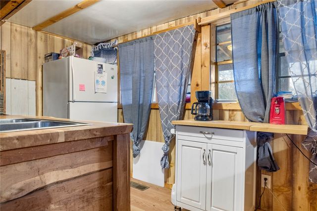 2194 Pindall Ridge Road, Pindall, AR 72669