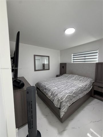 750 Carolina Ave, Fort Lauderdale, FL 33312