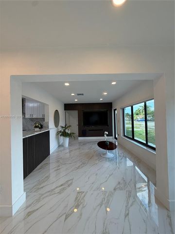 750 Carolina Ave, Fort Lauderdale, FL 33312