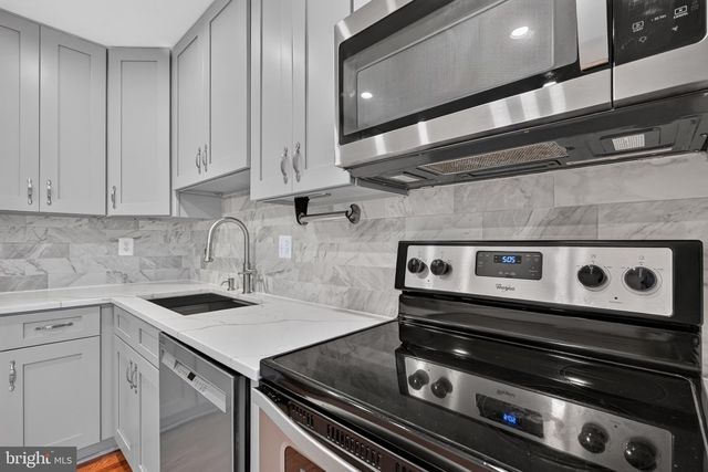 11870 ABERCORN CT, Reston, VA 20191