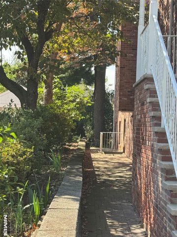 46A Homestead A, Palisades Park, NJ 07650