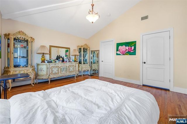 46A Homestead A, Palisades Park, NJ 07650