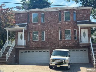 46A Homestead A, Palisades Park, NJ 07650