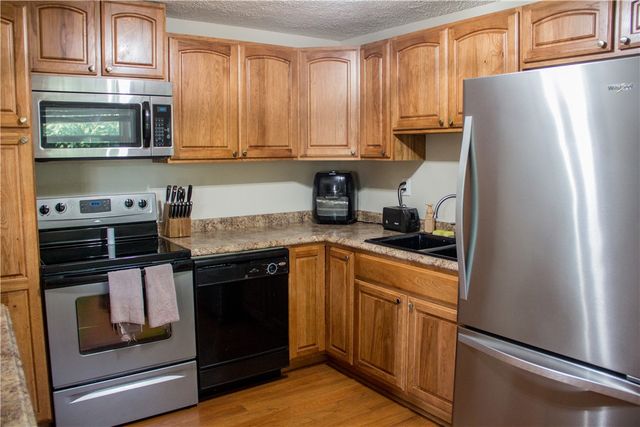 614 Maple Hill Drive, Dayton, OH 45449