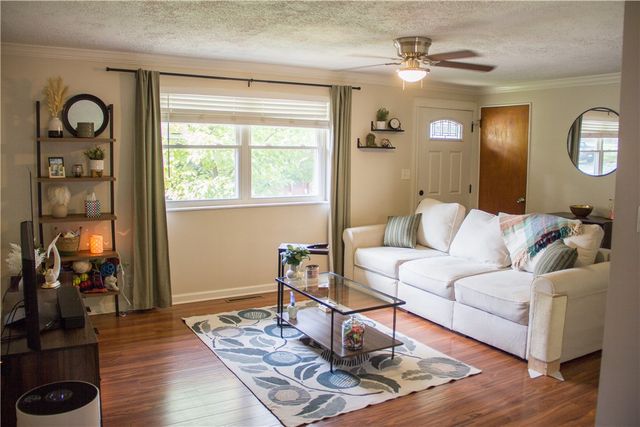 614 Maple Hill Drive, Dayton, OH 45449