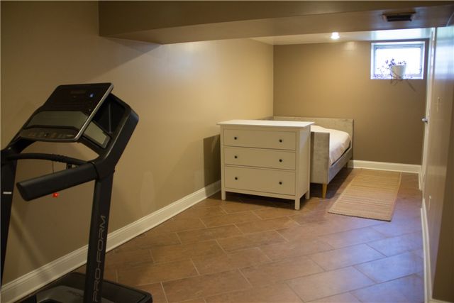 614 Maple Hill Drive, Dayton, OH 45449