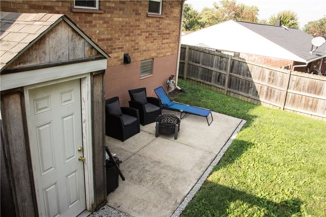 614 Maple Hill Drive, Dayton, OH 45449