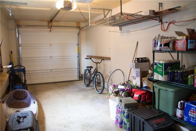 614 Maple Hill Drive, Dayton, OH 45449