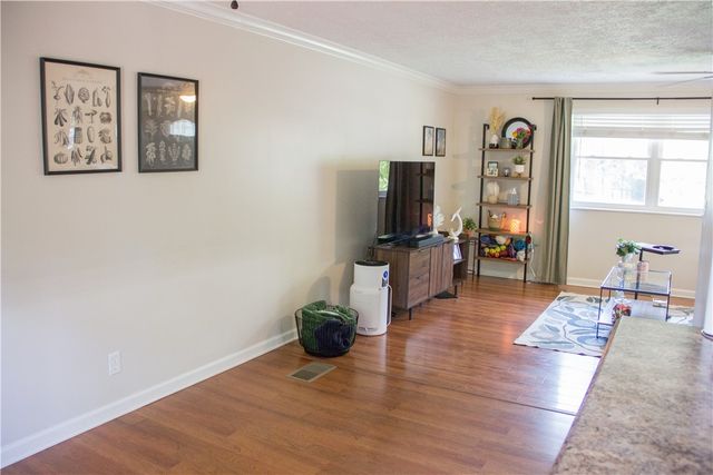 614 Maple Hill Drive, Dayton, OH 45449