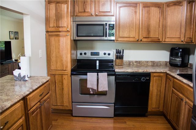 614 Maple Hill Drive, Dayton, OH 45449