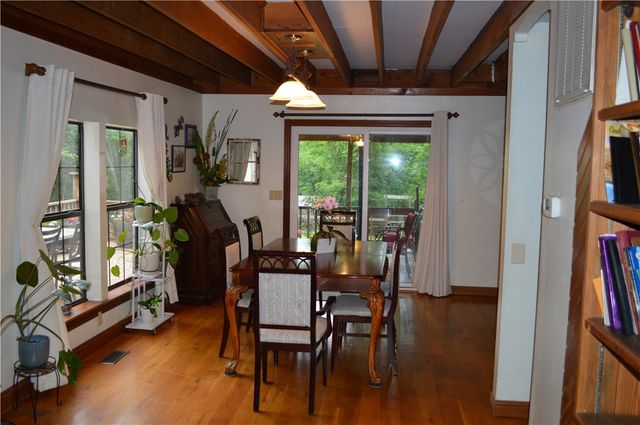 537 Owl Hollow Road, West Fork, AR 72774