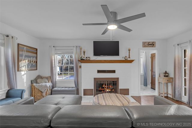 9601 N 89th East Avenue, Owasso, OK 74055