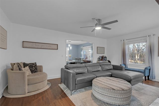 9601 N 89th East Avenue, Owasso, OK 74055