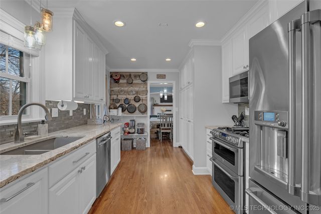 9601 N 89th East Avenue, Owasso, OK 74055