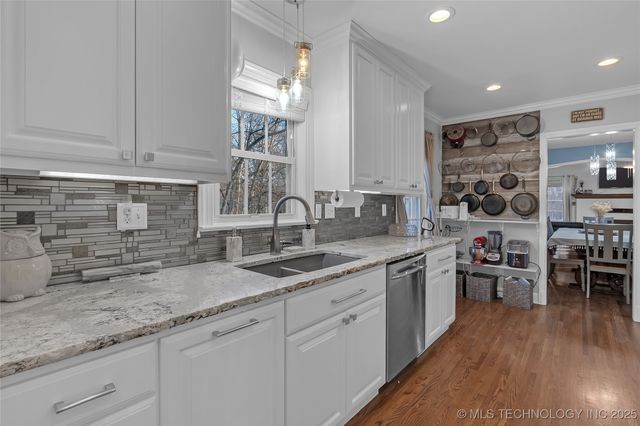 9601 N 89th East Avenue, Owasso, OK 74055