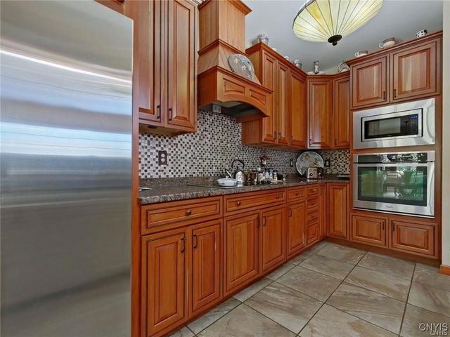 120 McKensy Place, Mohawk, NY 13407