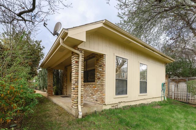 11904 Forest Lakes Lane, Dallas, TX 75230