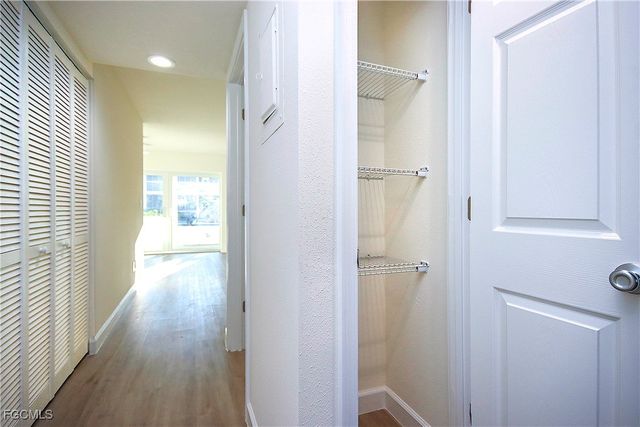 561 Periwinkle WAY E2, Sanibel, FL 33957