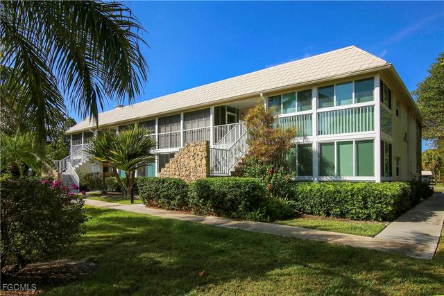 561 Periwinkle WAY E2, Sanibel, FL 33957