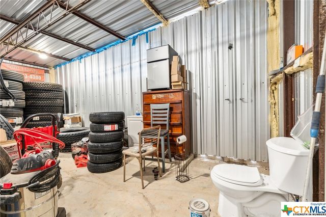 1503 Holland Road, Belton, TX 76513