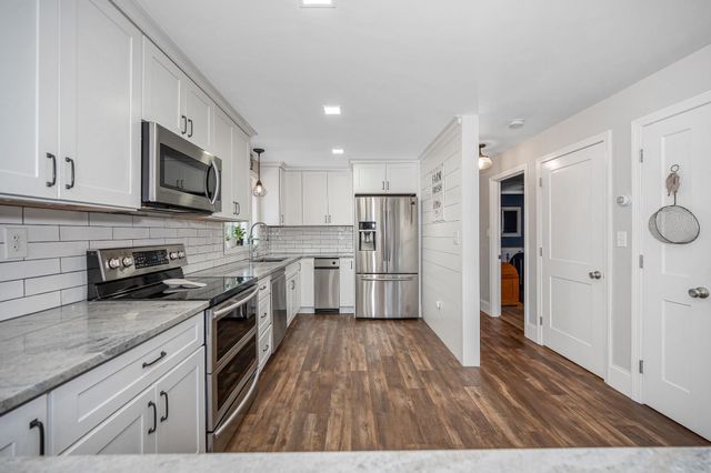 20 Crowley Road, Candia, NH 03034