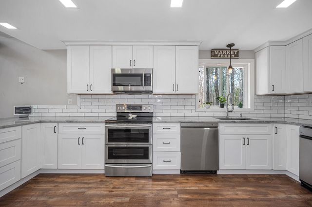 20 Crowley Road, Candia, NH 03034